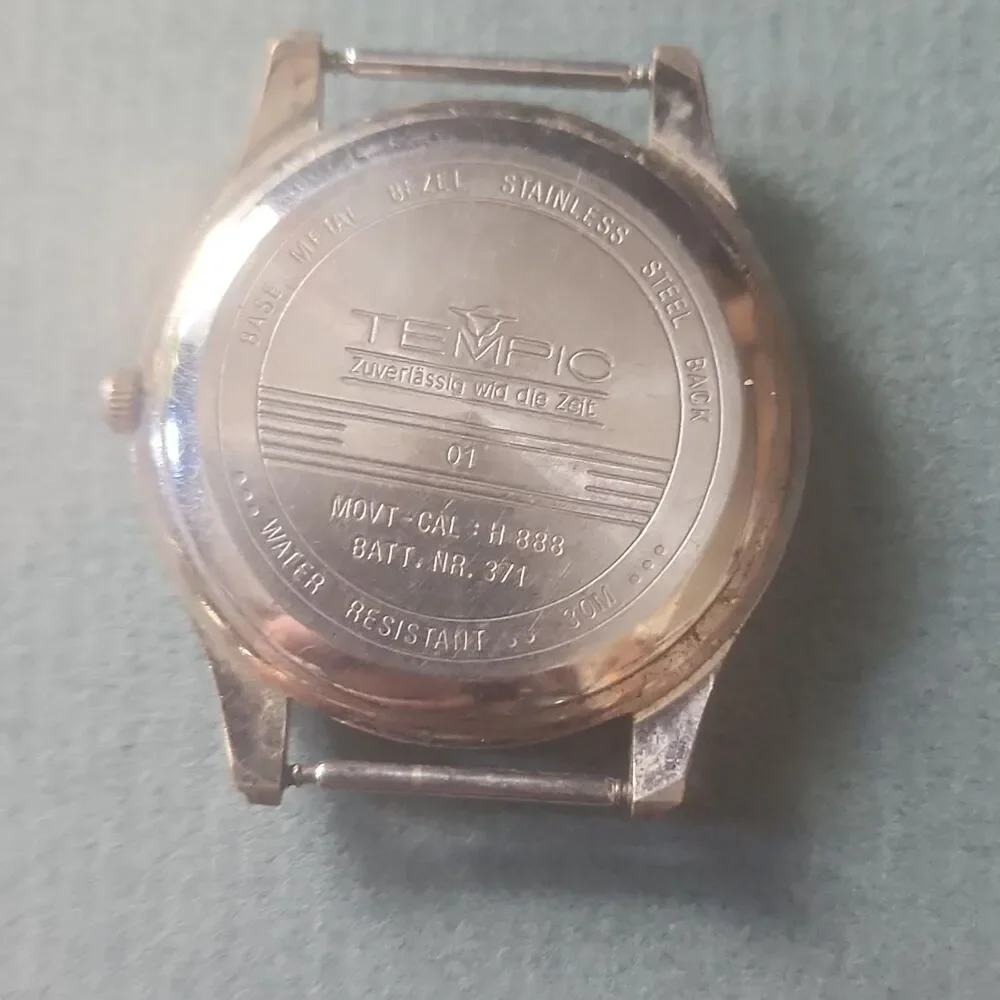 Vintage Tempic Quartz Men's Watch - White Dial, Date Window - Untested / Parts